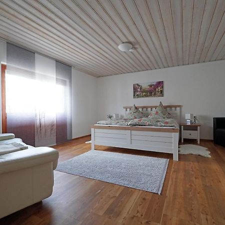 Апартаменты Habos Corner Tiefenbach  Экстерьер фото